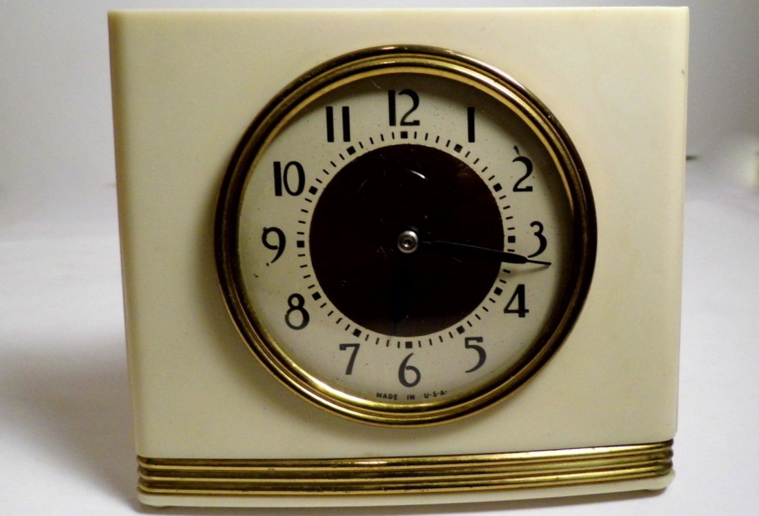 Vintage Westclox Pull Cord Windup Alarm Clock (1 of 4)