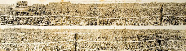 Jack Johnson vs Jim Jeffries Original Boxing Panor: Jack Johnson vs Jim Jeffries Original Boxing Panoramic Photograph (1910) When World Heavyweight Champion Jack Johnson fought former champion Jim Jeffries in Reno, Nevada on July 4, 1910 it was the mos