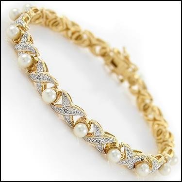 6mm Freshwater Pearl and Diamond Gold Bracelet (1 of 3)