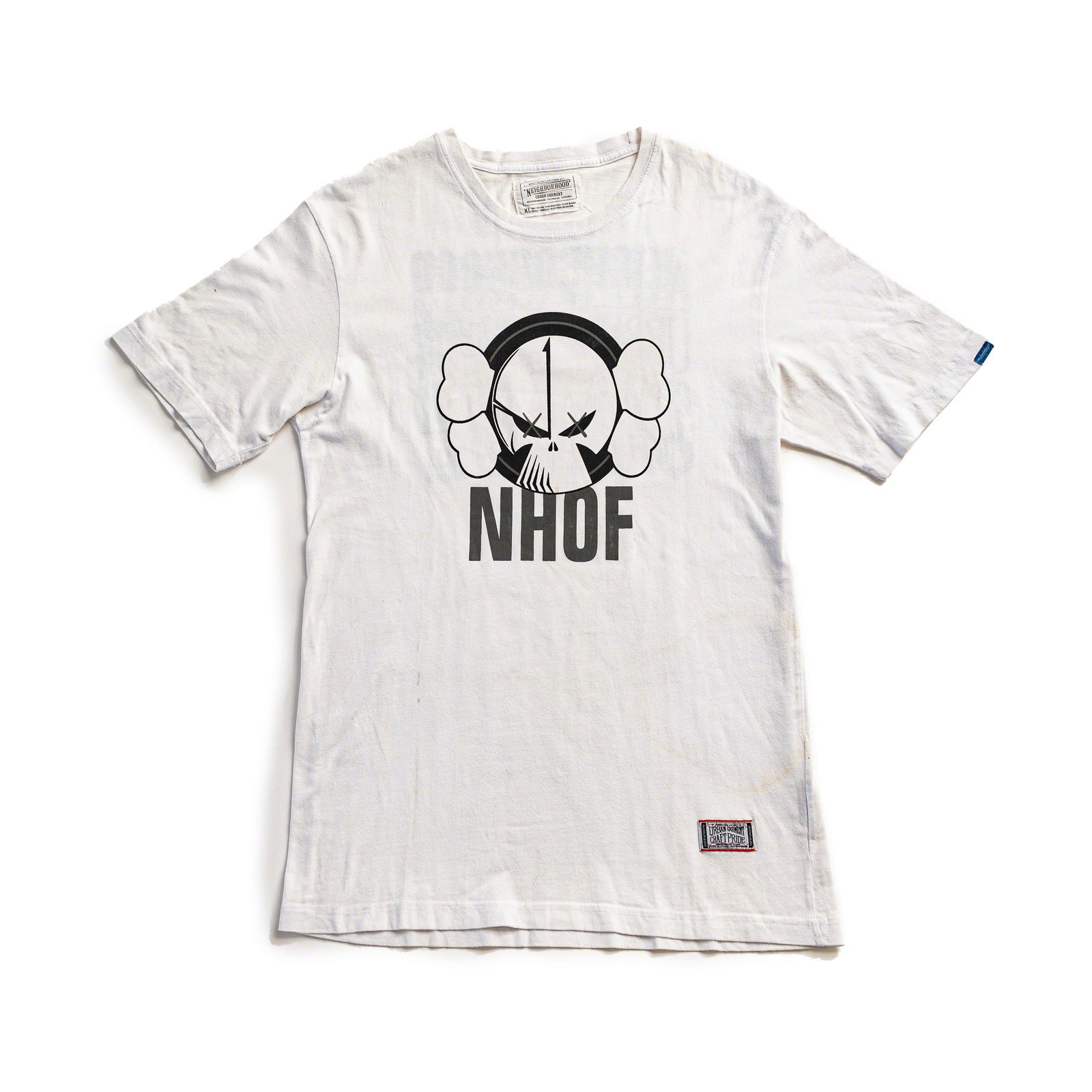 KAWS (born in 1974° NEIGHBORHOOD NHOF: NEIGHBORHOOD NHOF TEE SHIRT, 2012 Tee-shirt size XL
