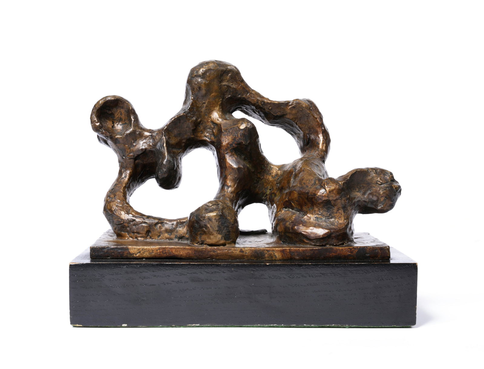Jacques LIPCHITZ (1891-1973): Jacques LIPCHITZ (1891-1973) Reclining Figure, 1929 Bronze, numbered and signed, edition of 7 15.5 x 22.9 x 11.4 cm // 6.1 x 9 x 4.5 in Bibliographie : - The Lipchitz Gift, Models for Sculpture, The T