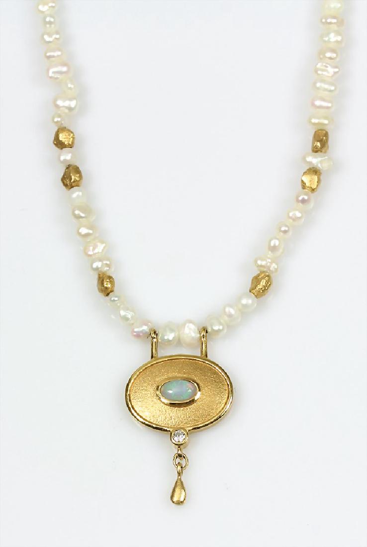 Perl-Collier, GG 585/000, Anhänger mit Opalcab. u. (1 of 1)