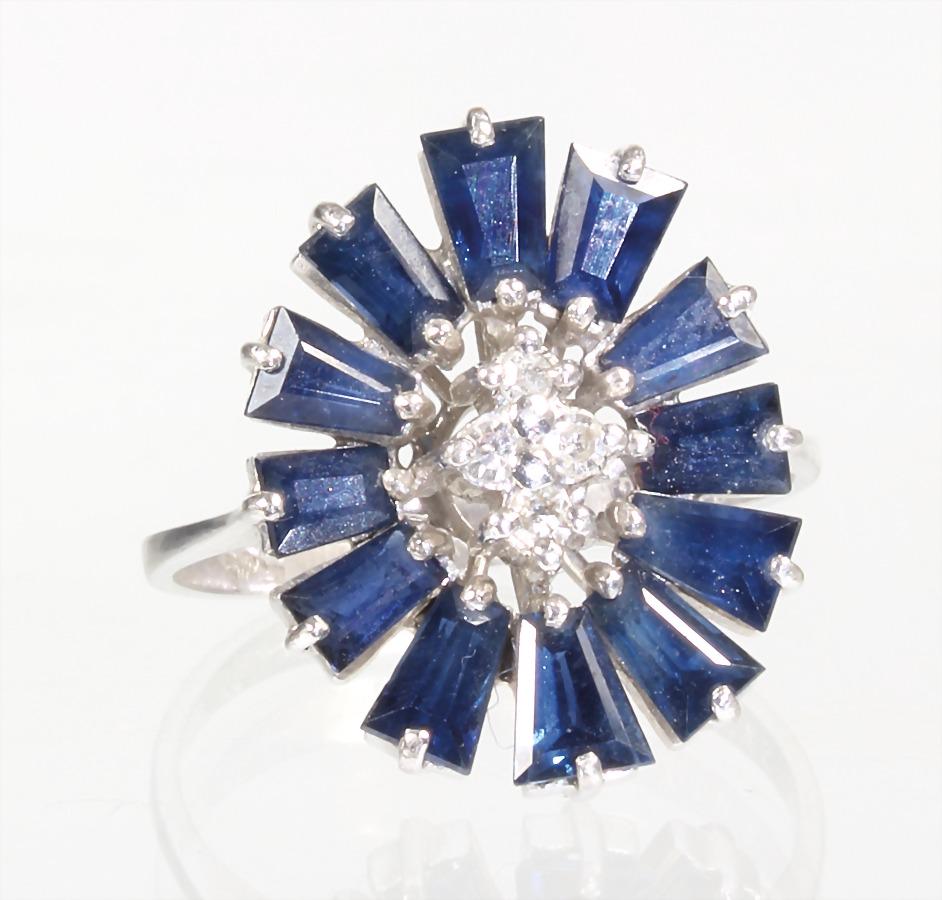 Ring, WG 585/000, 4 kl. 8/8-Diamanten, 14 Saphire im (1 of 1)