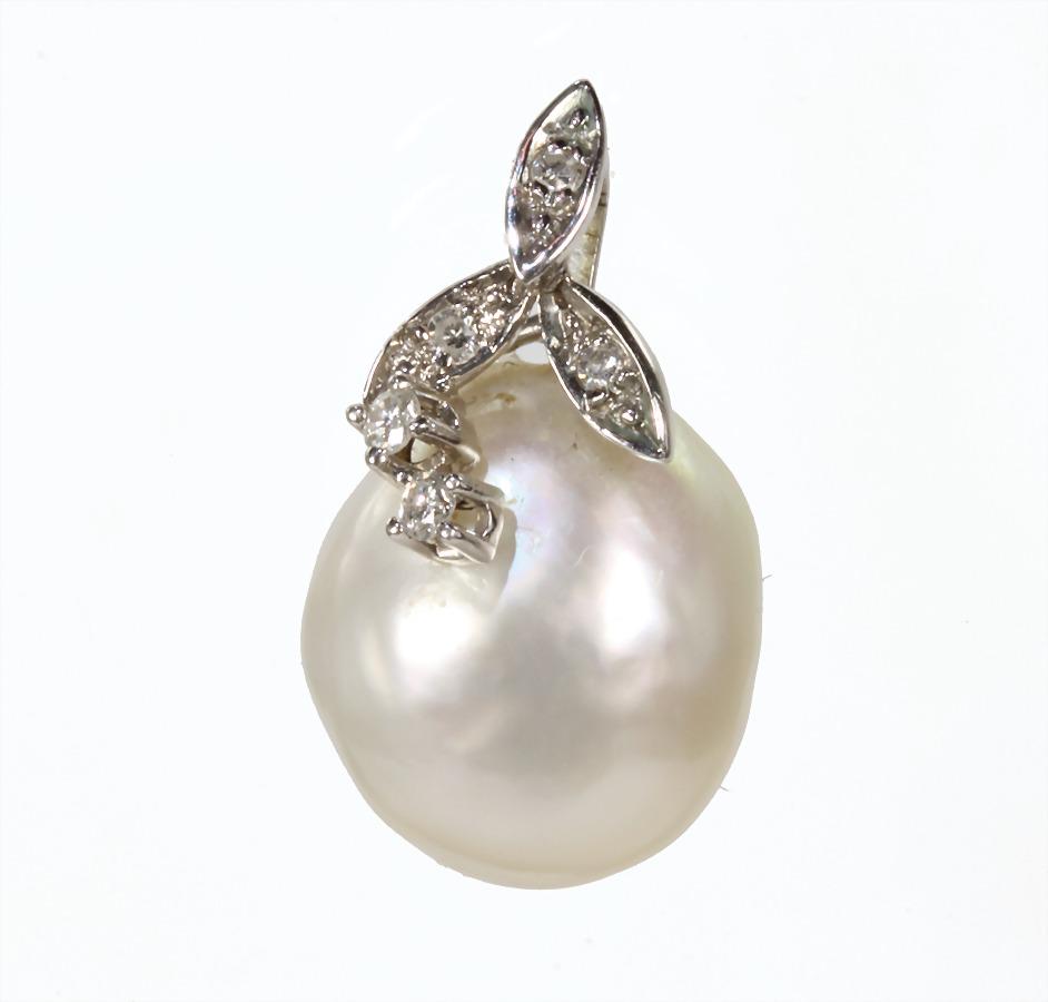 Anhänger mit Südsee-Perle, WG 585/000, 2 Brillanten (1 of 1)