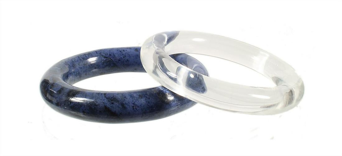 lot: 2 bangles, 1 bracelet rock crystal, inside (1 of 1)