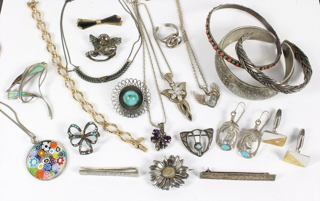 lot: jewelry from 1900 up to the present, silver: lot: jewelry from 1900 up to the present, silver 800/000, 835/000 and 925/000, various rings and bangles, 1 brooch (angel with one lute), c. 29.0 x 25.0 mm, 1 bracelet with markasites, lenght = 1