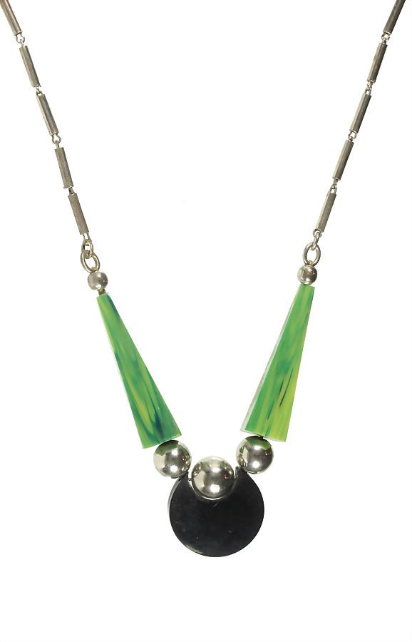 necklace, "ART-DECO" from the 1930s, "BENGEL": necklace, "ART-DECO" from the 1930s, "BENGEL" Idar-Oberstein ?, white metal, black and green yellow galalith , graphic designed necklace, in the back with tubular little sticks, lenght = c. 42.0 cm Ge