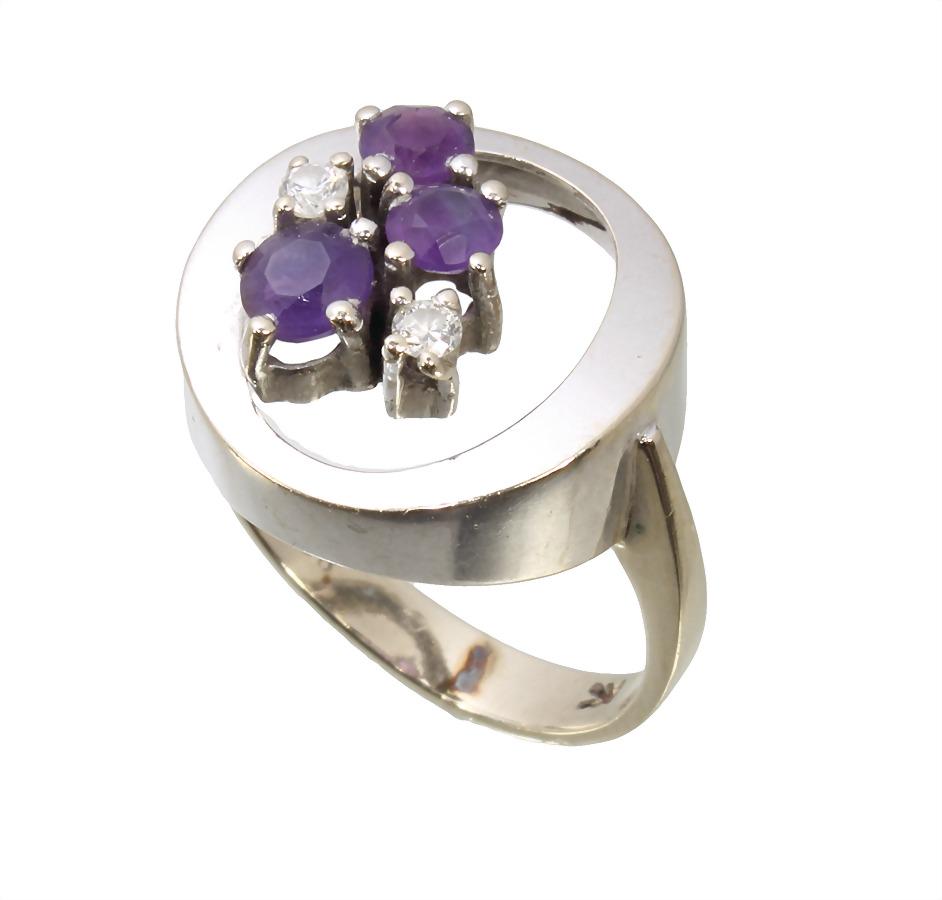 ring, VINTAGE 1970s, white gold 585/000, 3 amethysts (1 of 2)