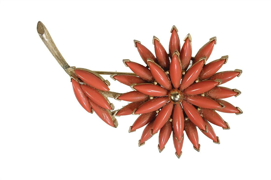 brooch, FLOWER by TRIFARI, metal yellow-colored, signed TRIFARI, decorative blossom set with (1 of 1)