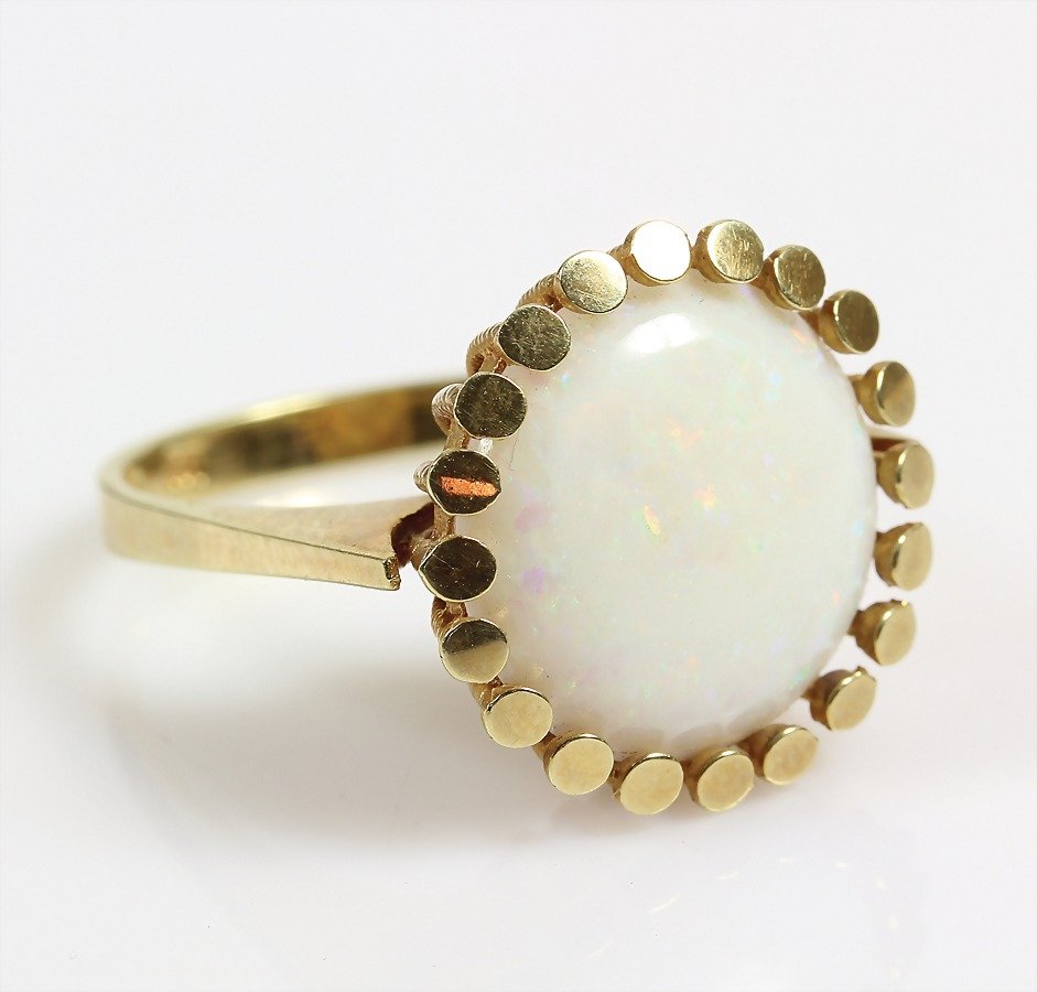Ring, GG 585/000, Weißopal D = 13 mm, RW ca. 56: Ring, GG 585/000, Weißopal D = 13 mm, RW ca. 56