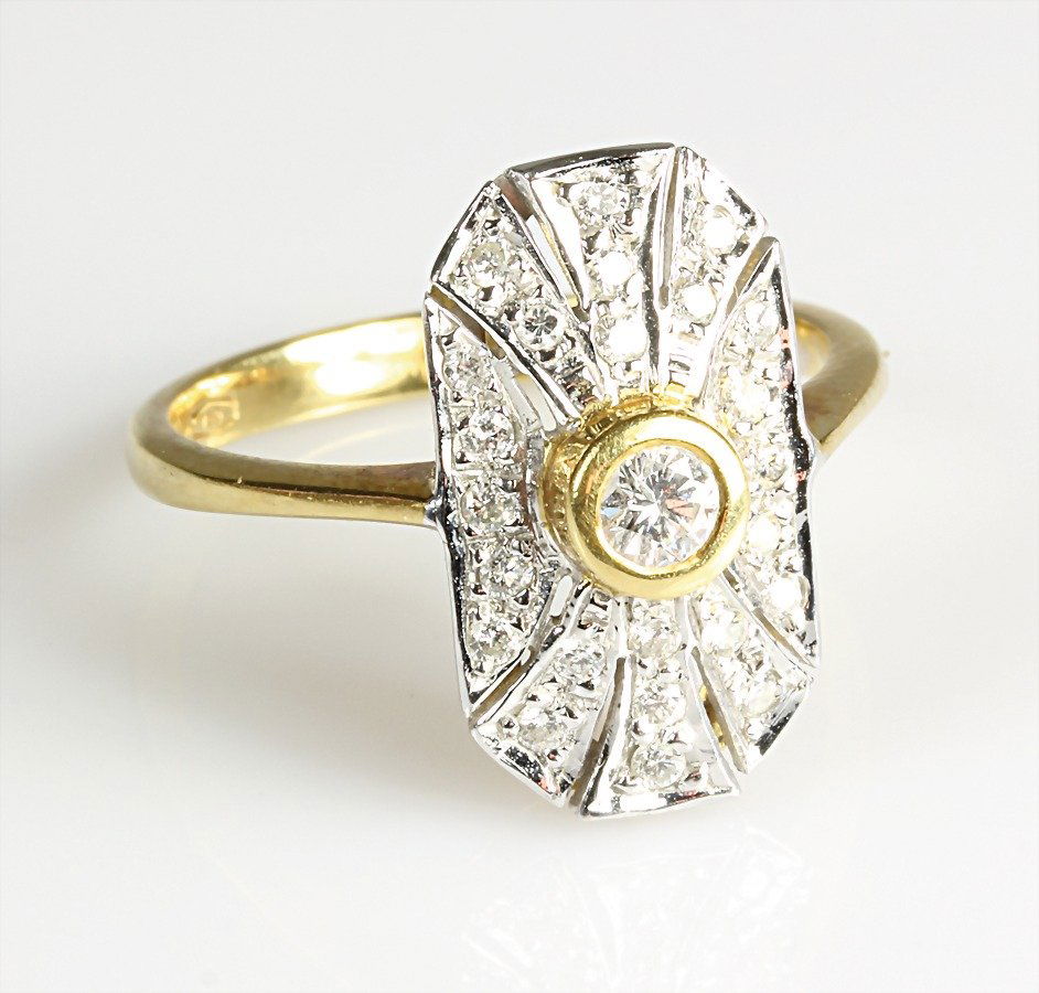 Ring im Art-Deco Stil, GG 750/000, 25 Brillanten 0,33 (1 of 1)