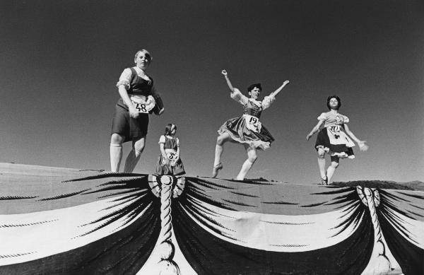 Heinrich Riebesehl Situationen + Objekte situatio: Riebesehl, Heinrich 1938 Lathen/Ems - lives and works in Hannover Untitled (from "Situationen + Objekte (situations + objects)"). 1975. Vintage. Gelatin silver print on Agfa paper. 14,1 x 21,5 cm (16,