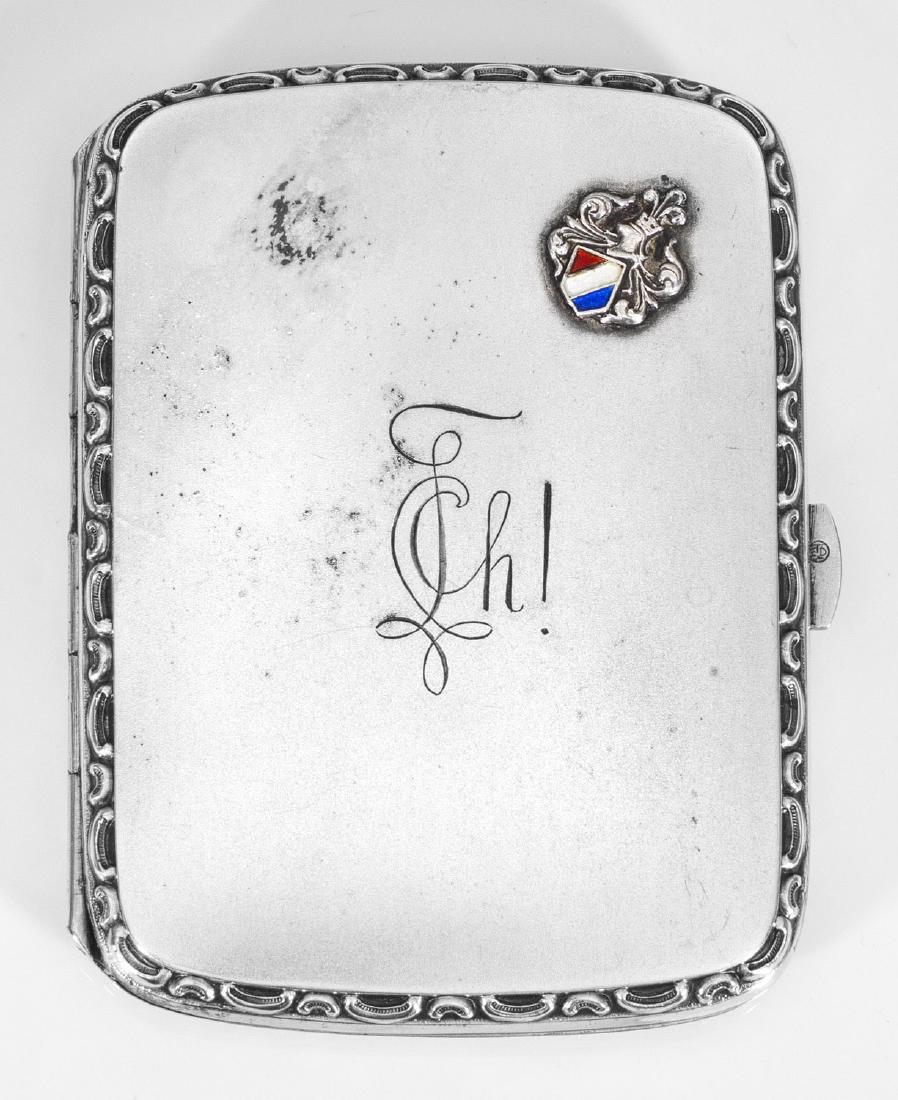 Zigarettenetui (1 of 1)