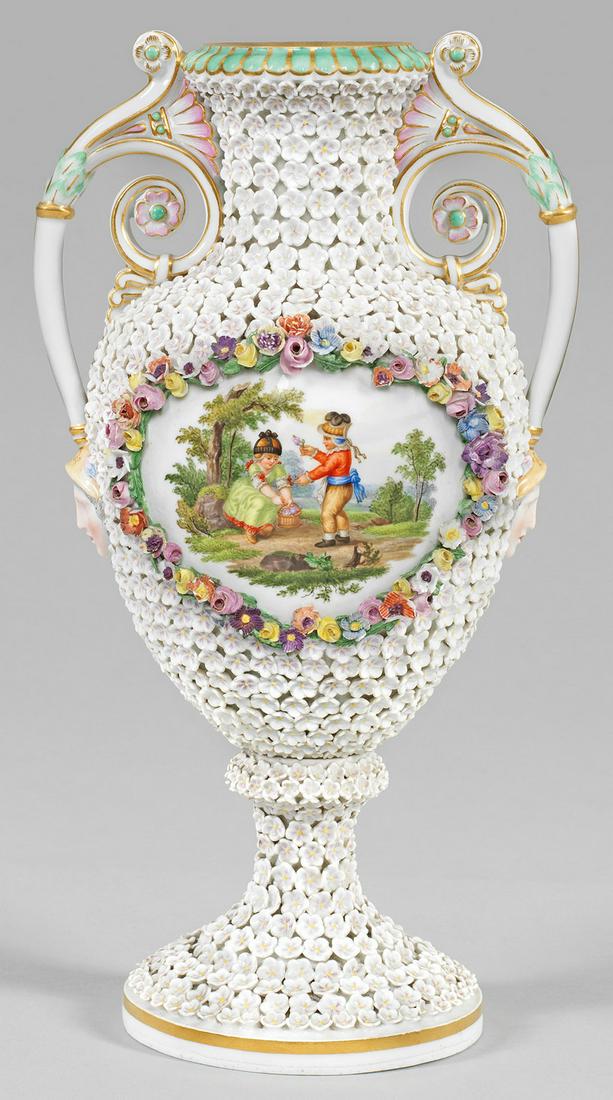 Elegante Schneeballenvase (1 of 2)