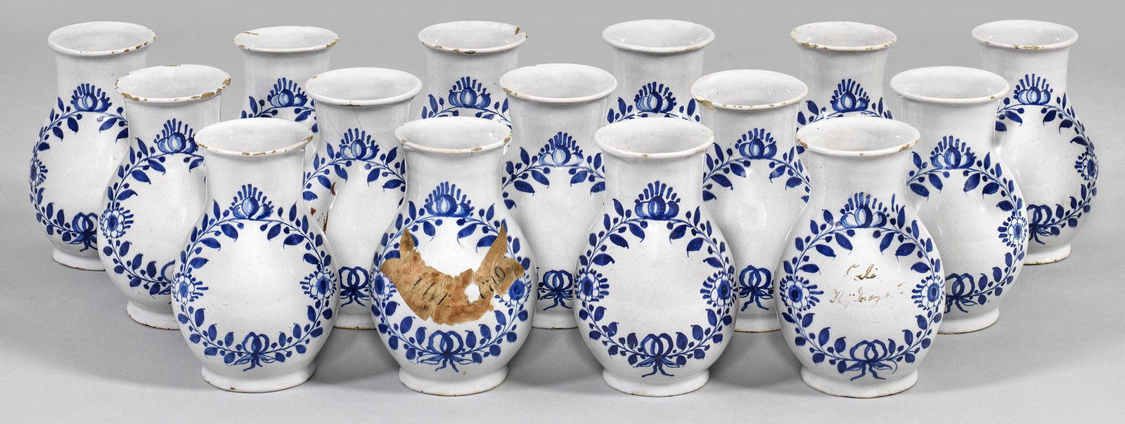 Seltener Satz von 15 Nürnberger Apothekergefä (1 of 1)