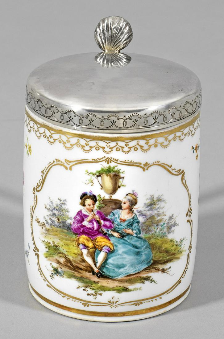 Deckelhumpen mit galanter Szene (1 of 1)