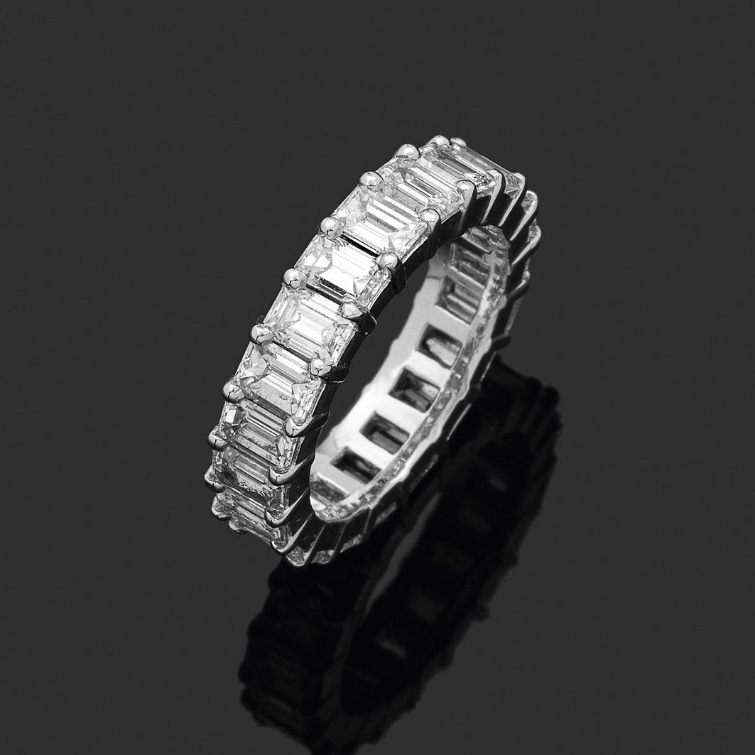 Hochfeiner Memory-Diamantring von Bramfeld & Gutruf (1 of 1)