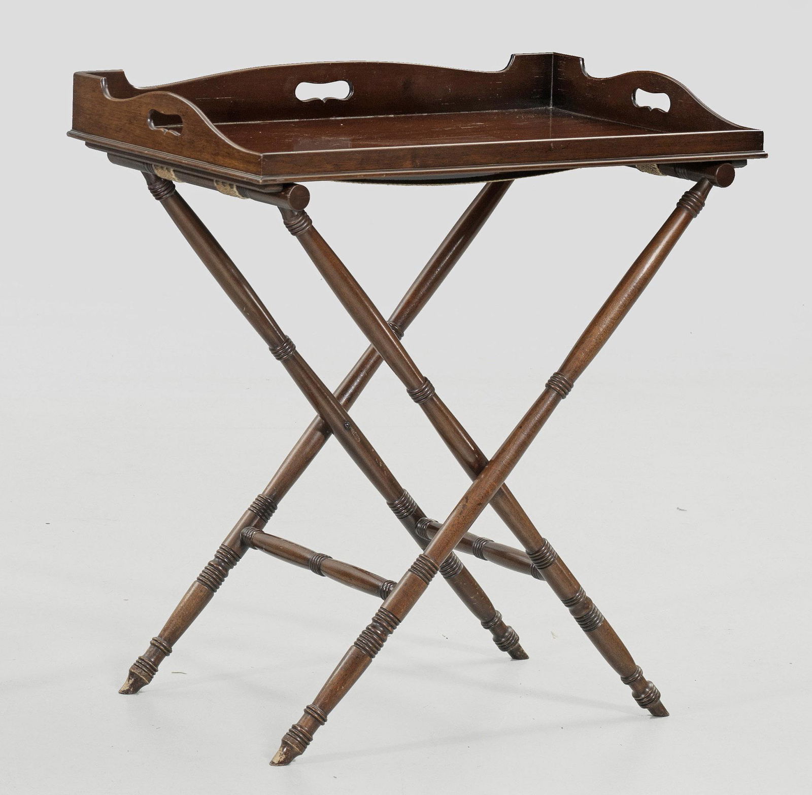 Viktorianischer Butlertray (1 of 1)