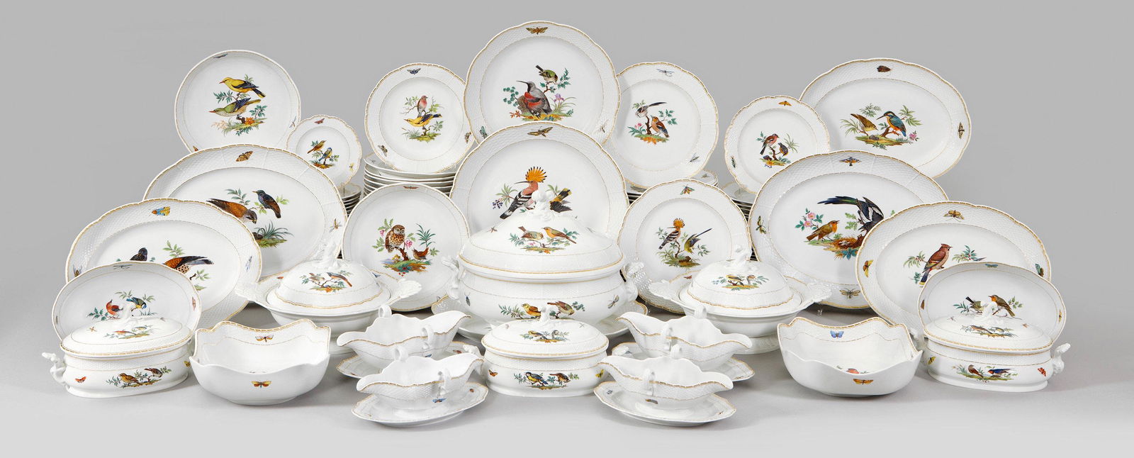 Prächtiges Speiseservice mit heimischem (1 of 3)