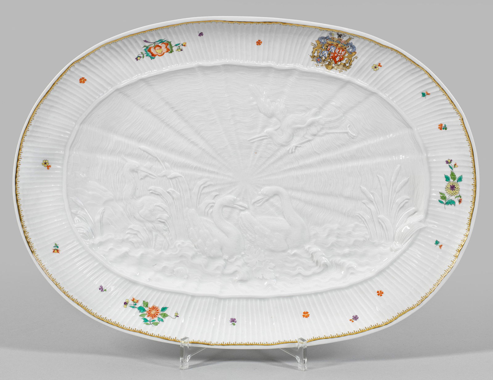 Große Anbietschale mit Schwanenservice-Dekor (1 of 1)