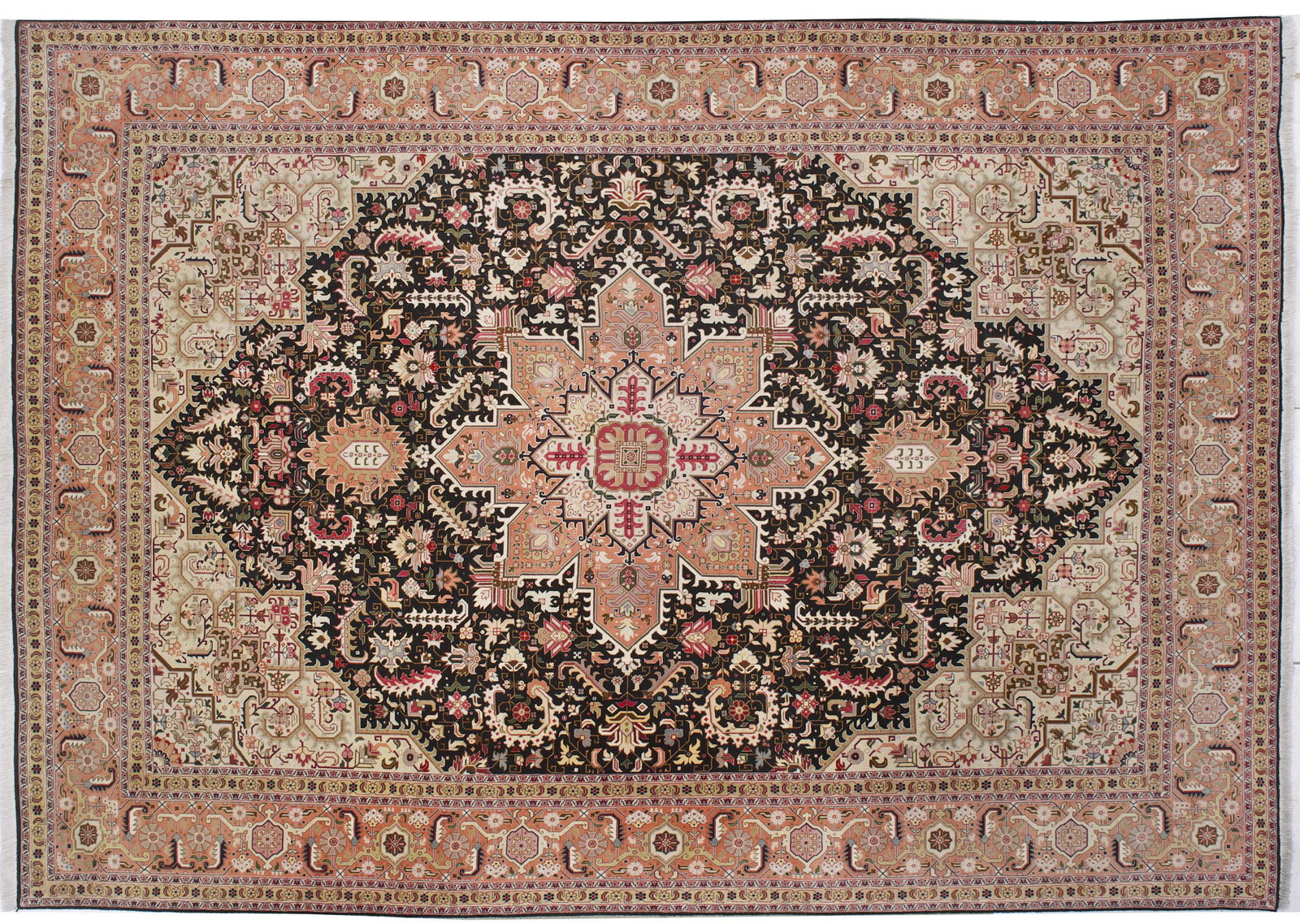 Großer Täbris-Teppich (1 of 1)