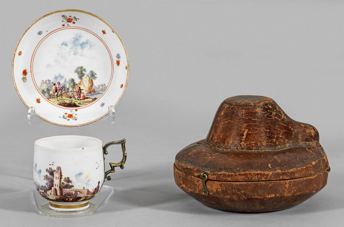 Ziertasse mit Kauffahrtei- und Landschaftsszene (1 of 1)