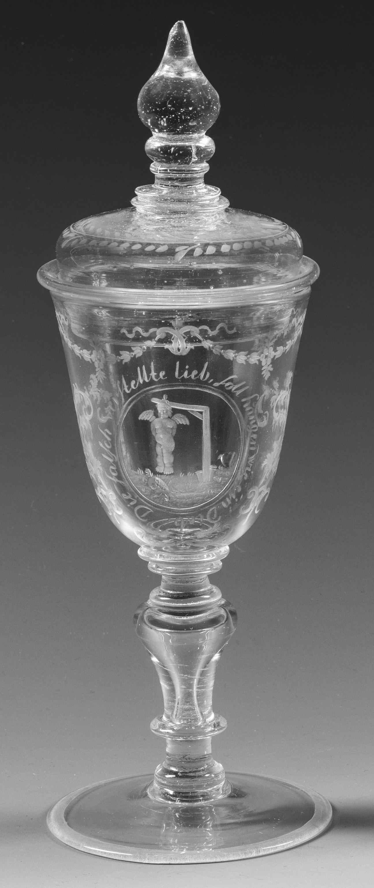 Kleiner Deckelpokal mit Liebes-Allegorie (1 of 1)