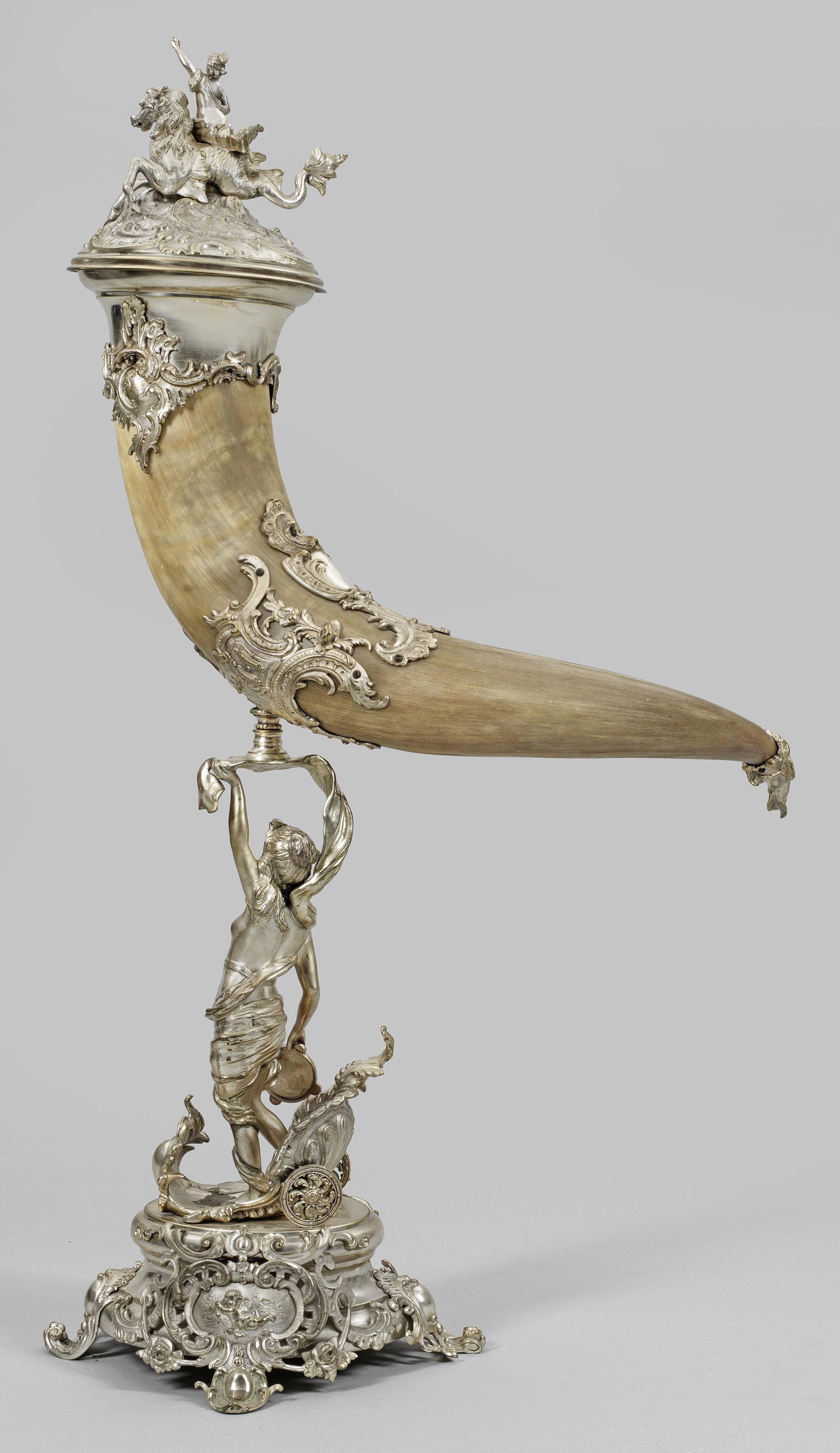 Imposantes Historismus-Prunkhorn (1 of 2)