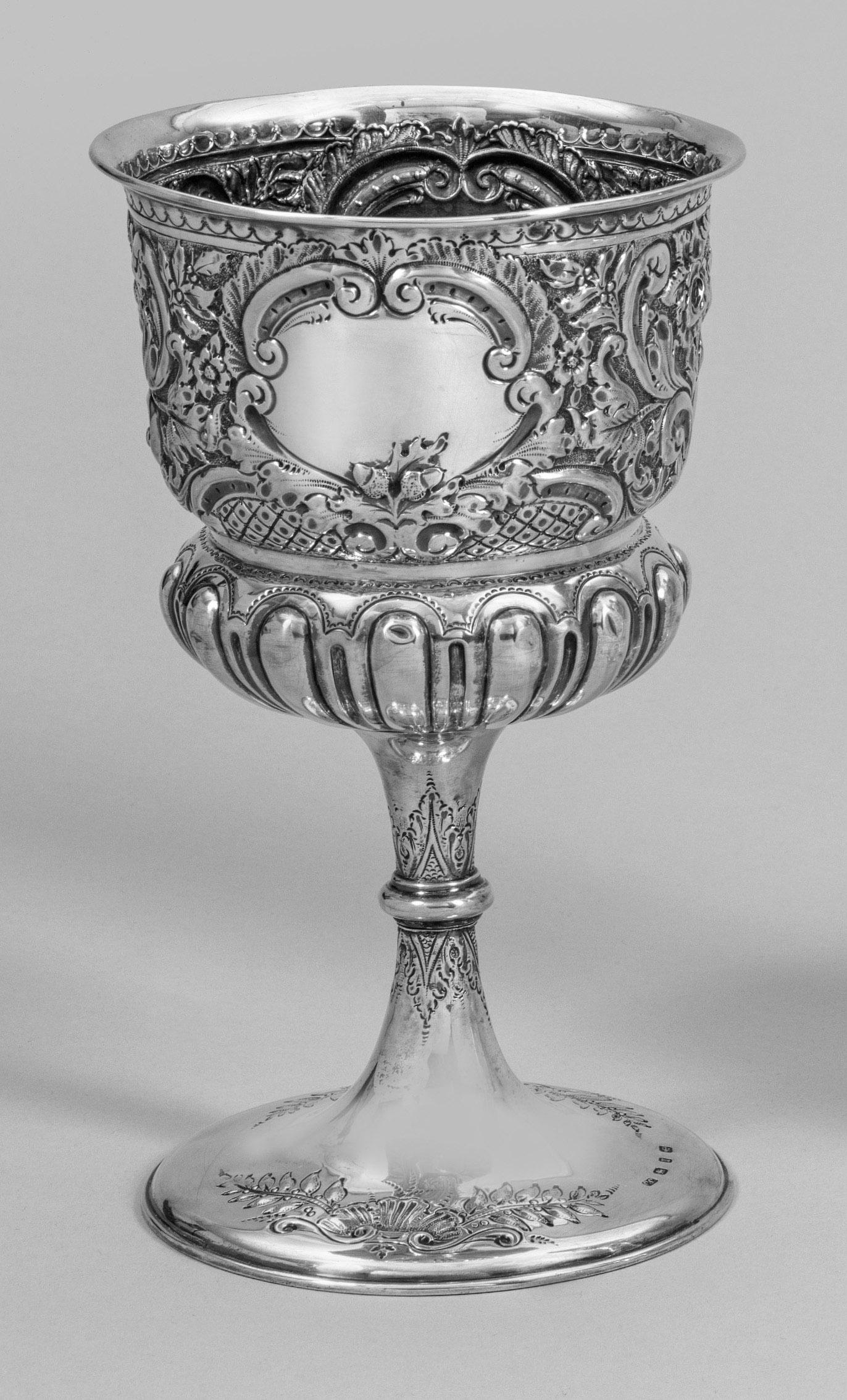 GroÃŸer Pokal im Barockstil (1 of 1)