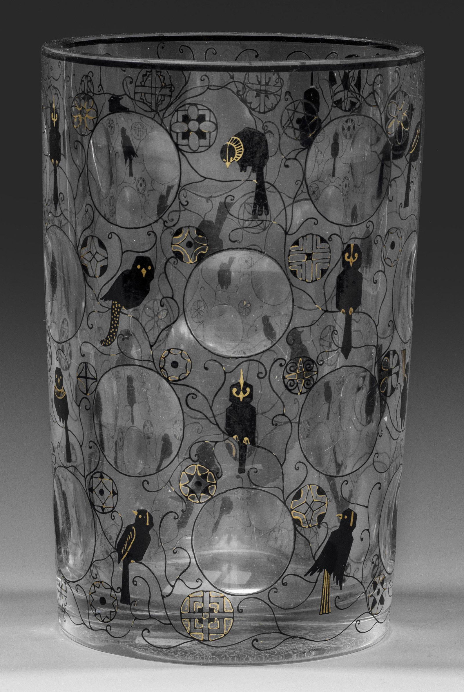 Seltene Bechervase mit Vogeldekor (1 of 1)