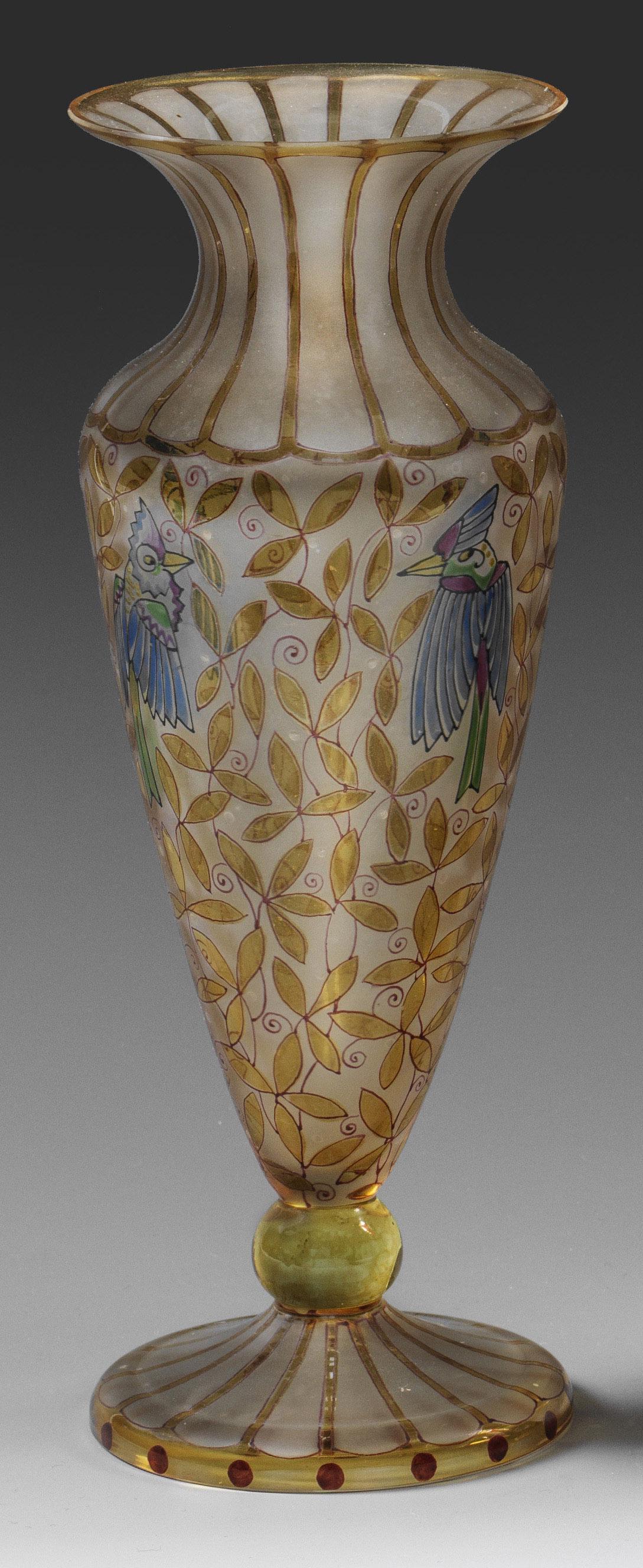 Balustervase mit Vogeldekor (1 of 1)