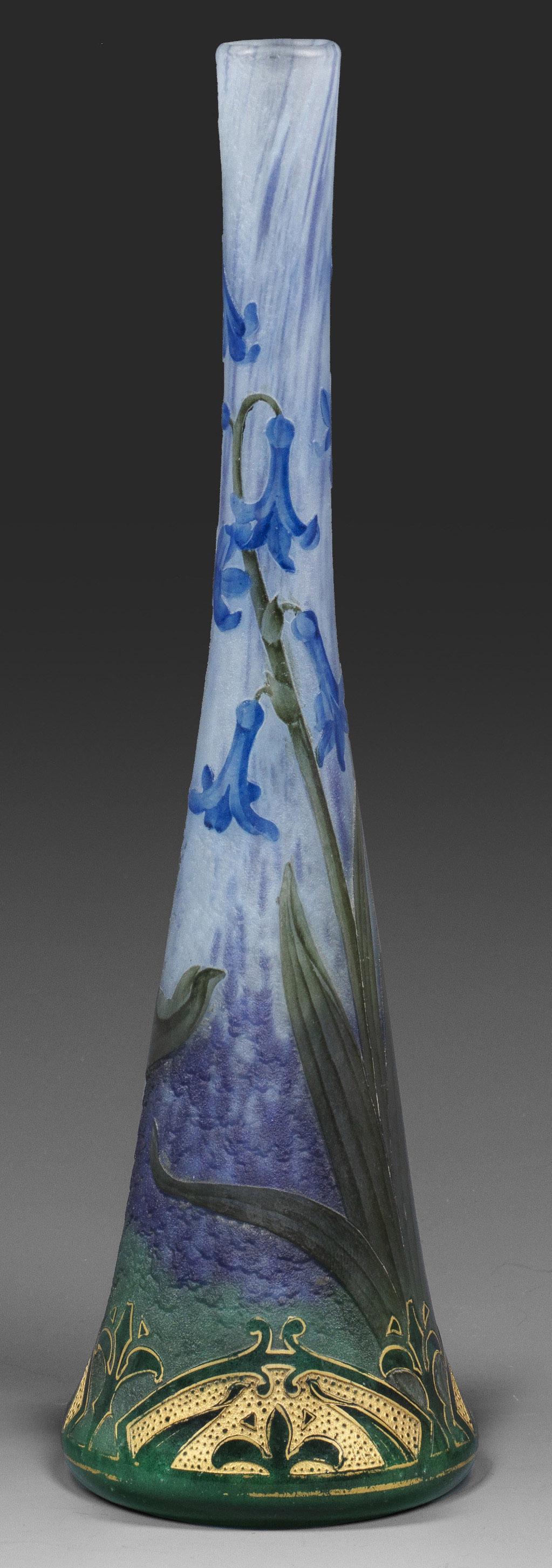 Soliflore-Enghalsvase mit HasenglÃ¶ckchendekor von (1 of 1)