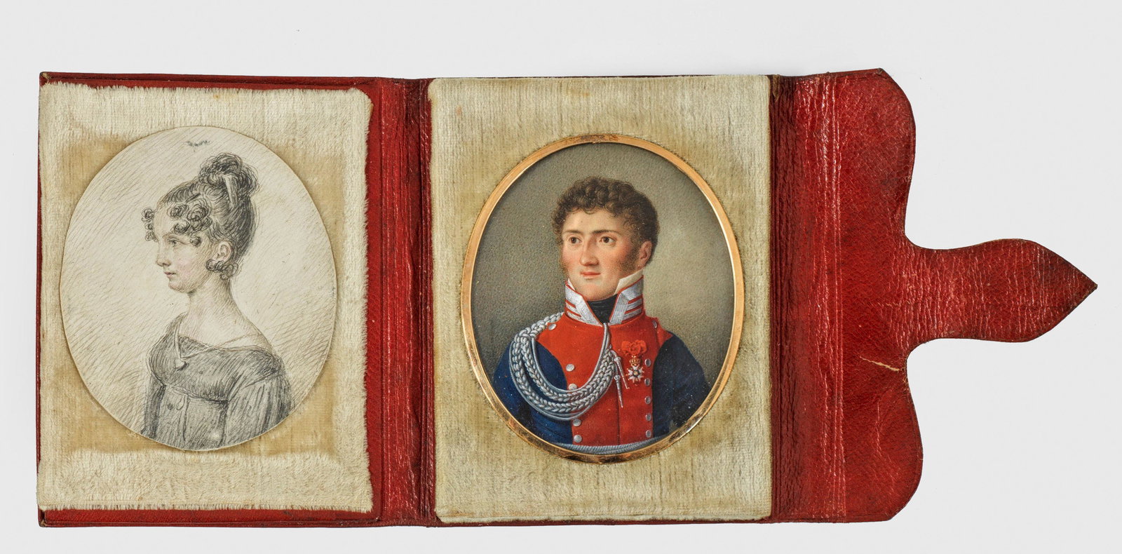 Kleine Ledermappe mit Biedermeier-PortrÃ¤ts von (1 of 1)