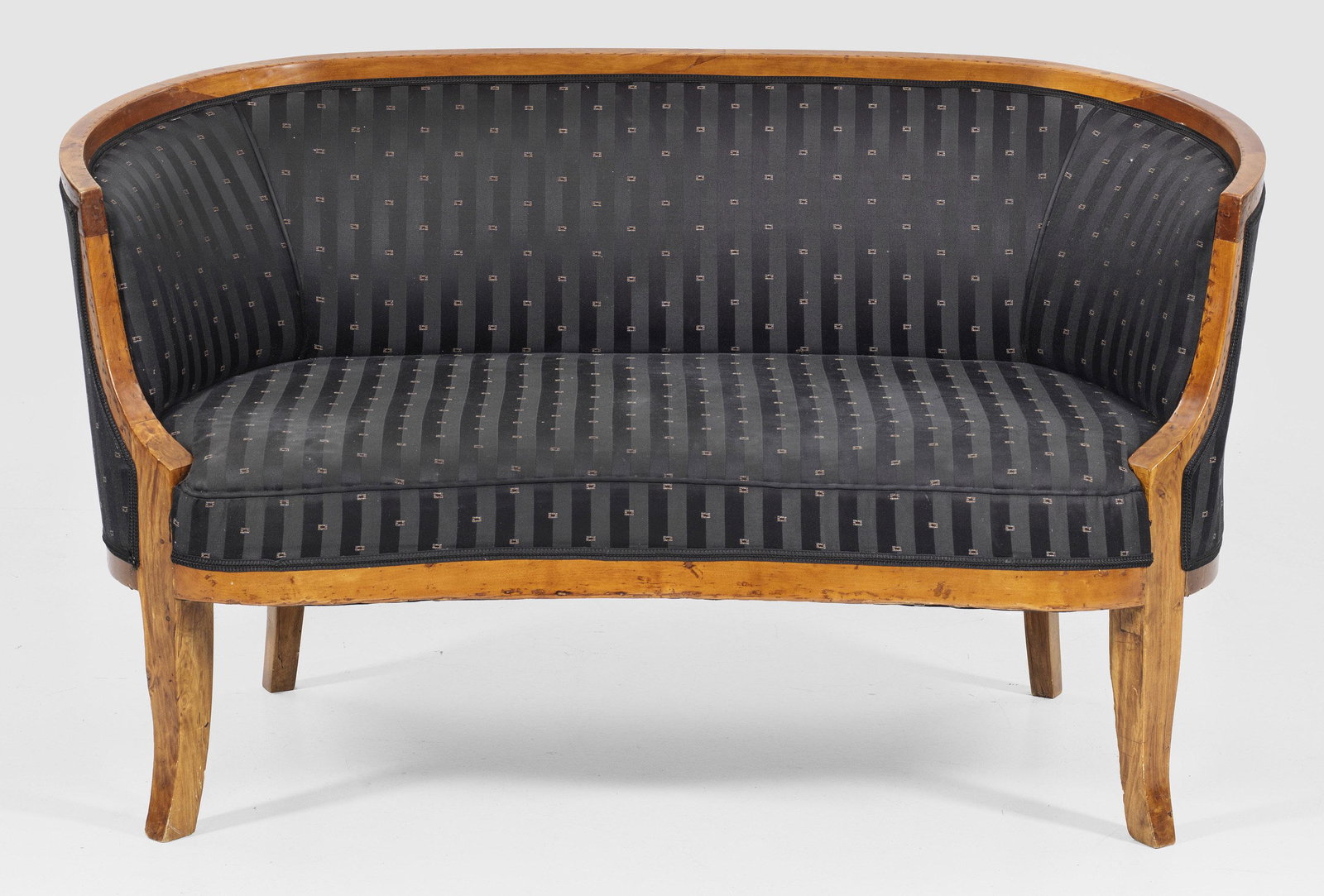 Kleines Biedermeier-Sofa (1 of 1)