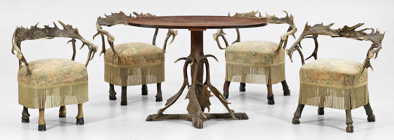 Geweih-Ameublement (1 of 2)