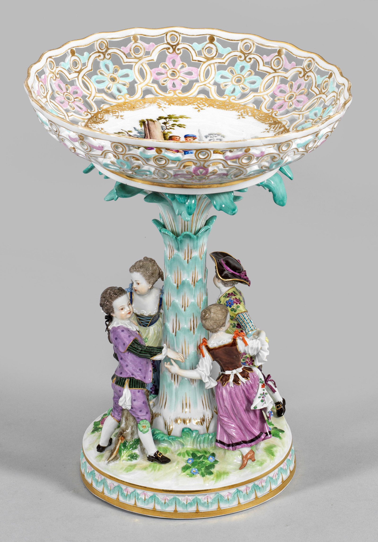 Aufsatzschale mit Gärtnerkindern (1 of 1)