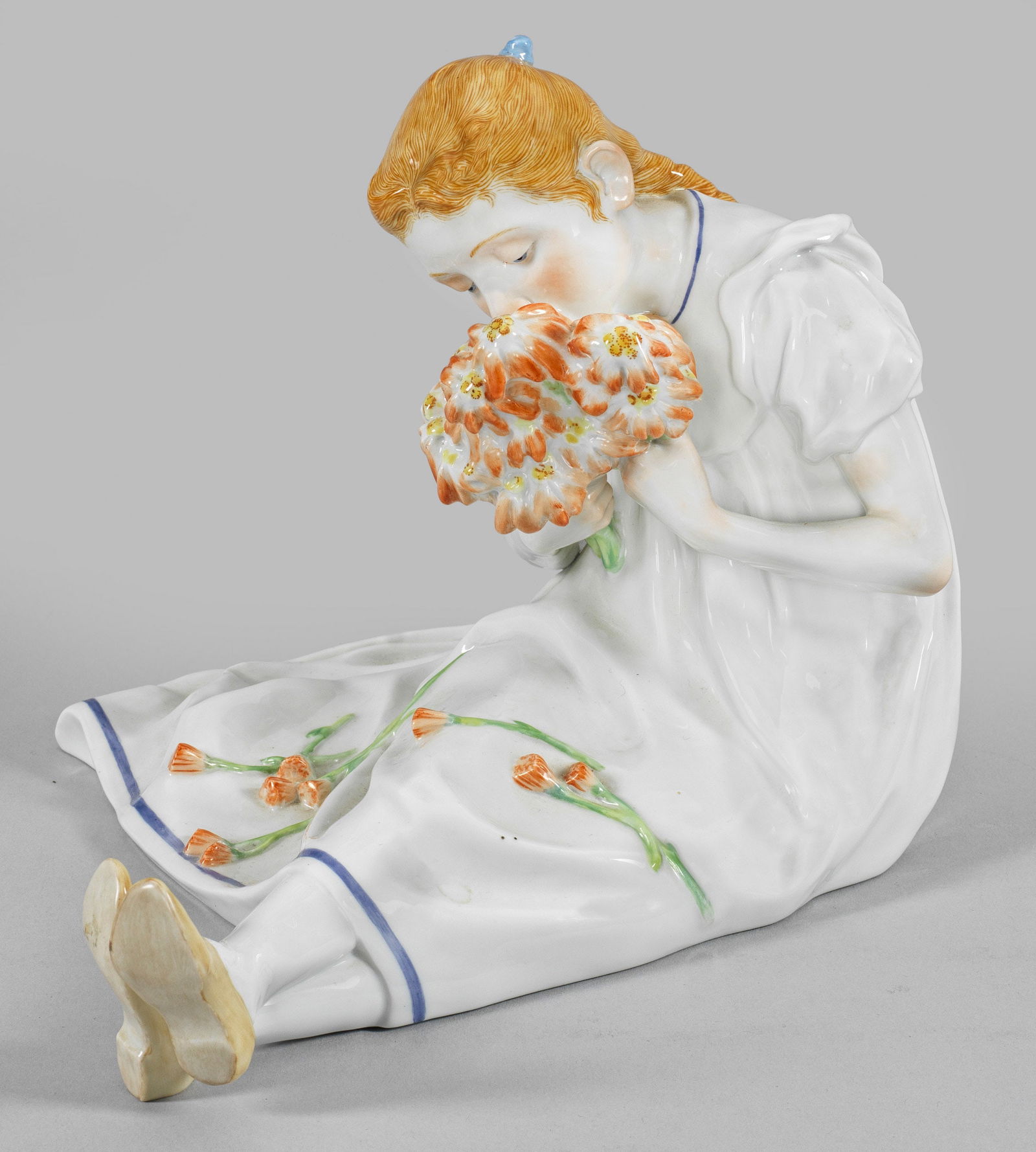 Mädchen mit Blumenstrauß (1 of 1)