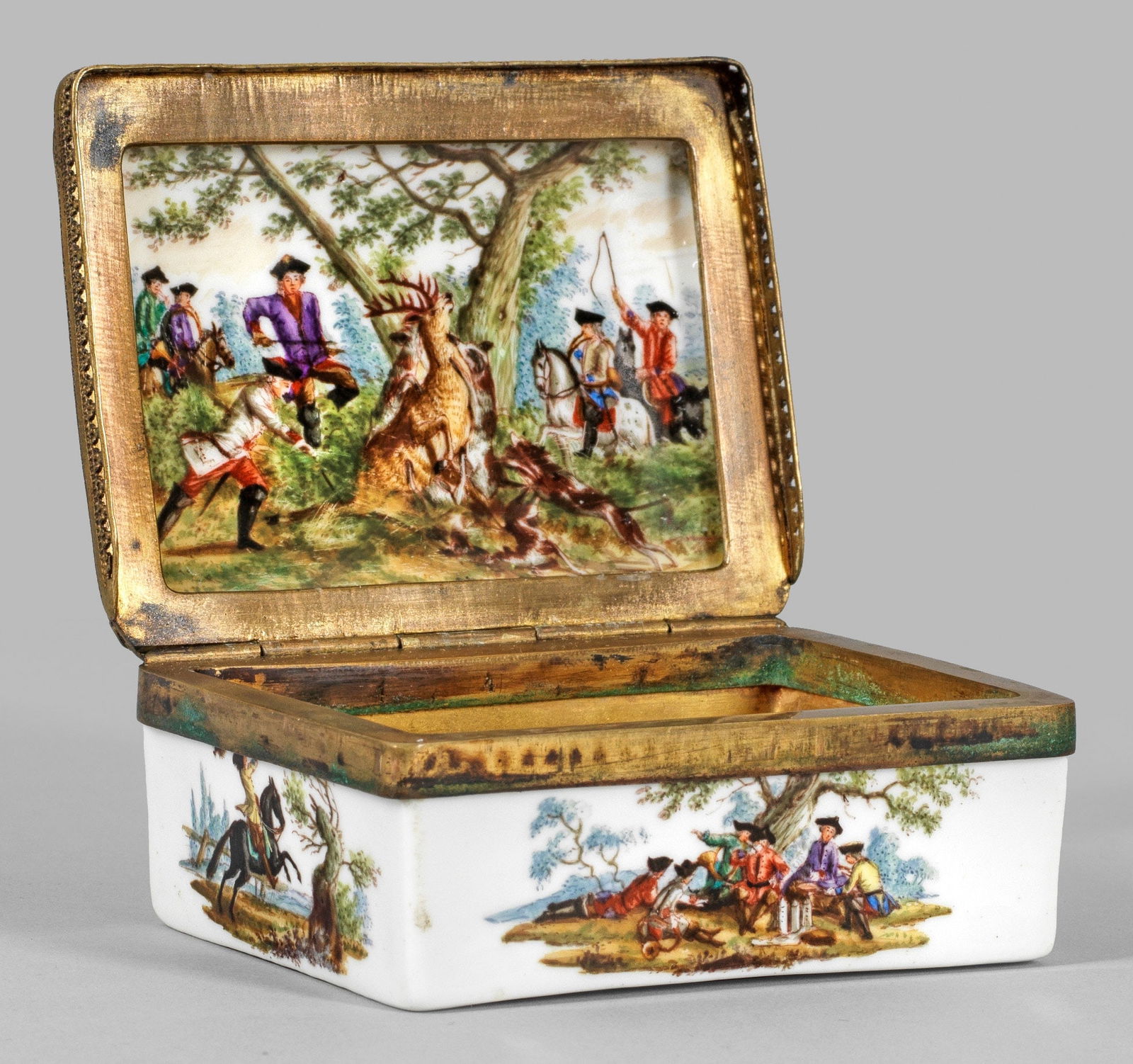 Jagdliche Tabatiere (1 of 1)