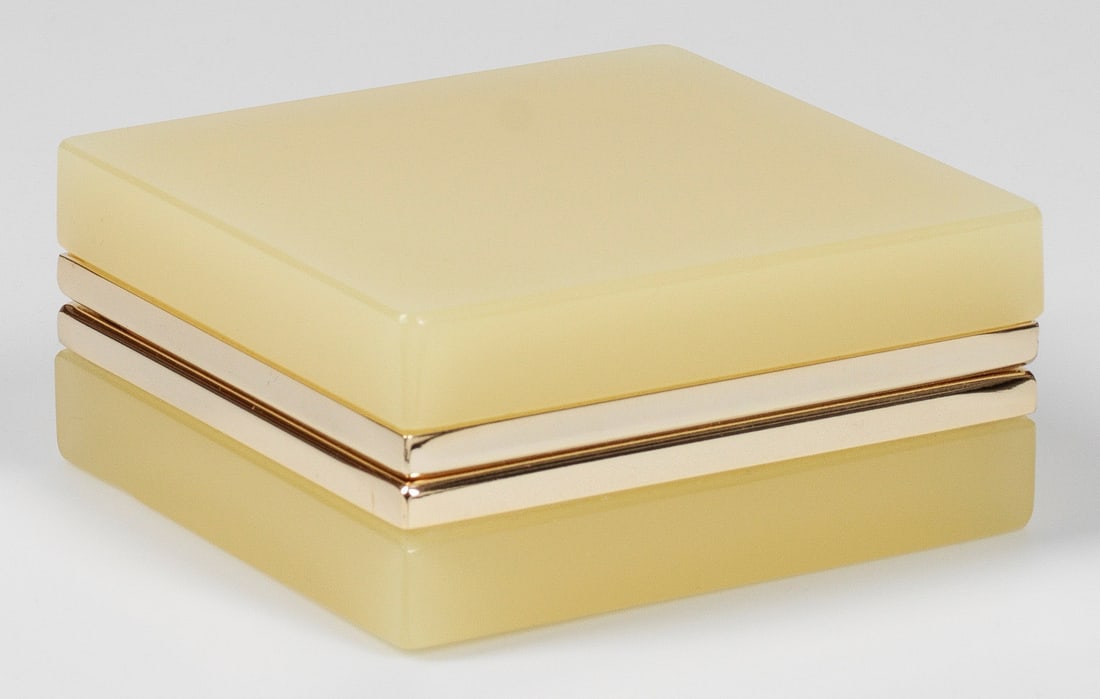 Art Déco-Zierdose (1 of 1)