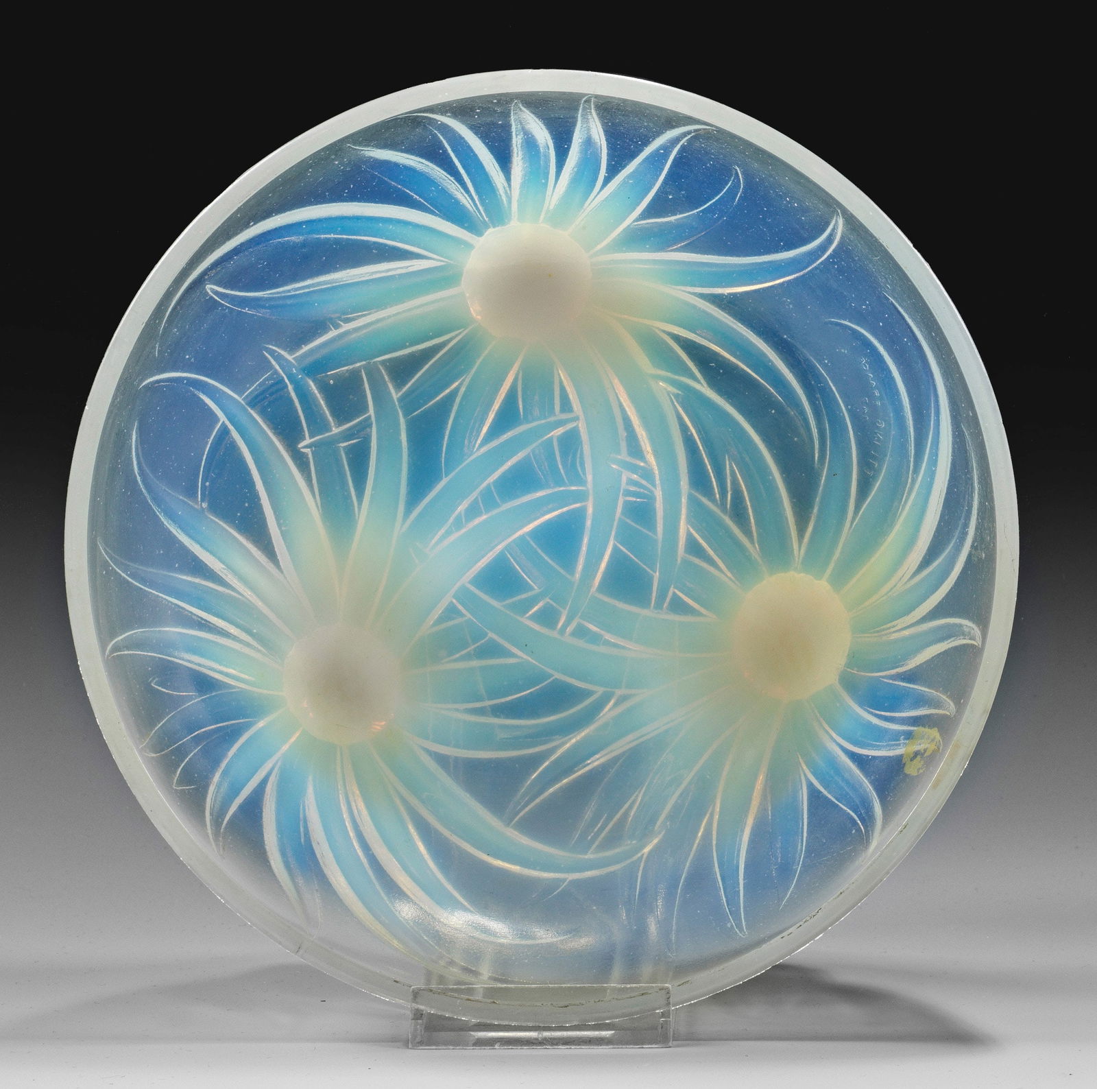 Art Déco-Schale mit Dahlienblütendekor von Etling (1 of 1)