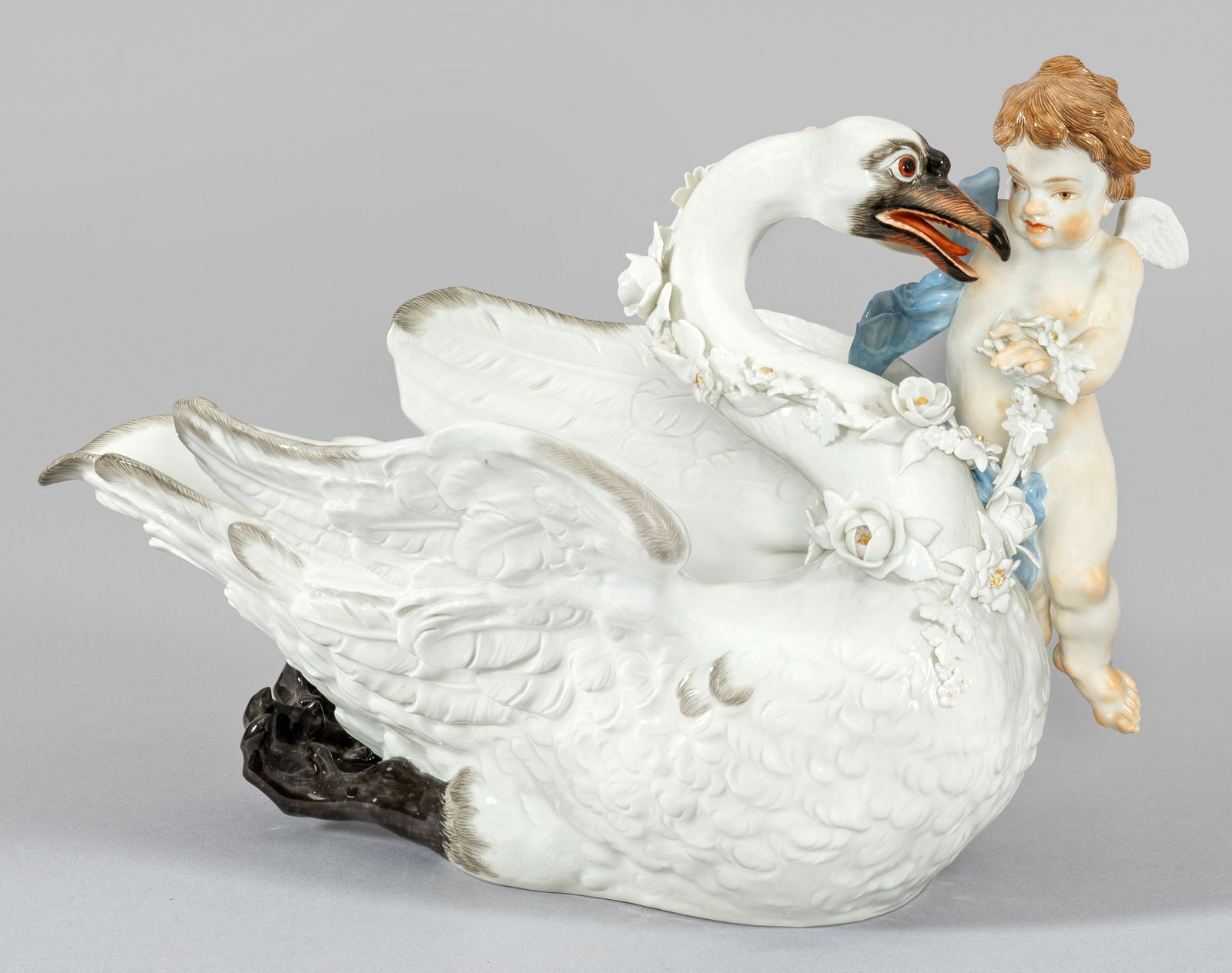 Prächtige Sauciere in Gestalt eines Schwans (1 of 1)