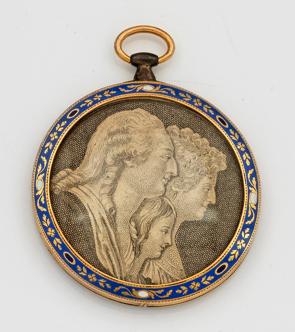 Äußerst feiner Medaillon-Anhänger (1 of 1)