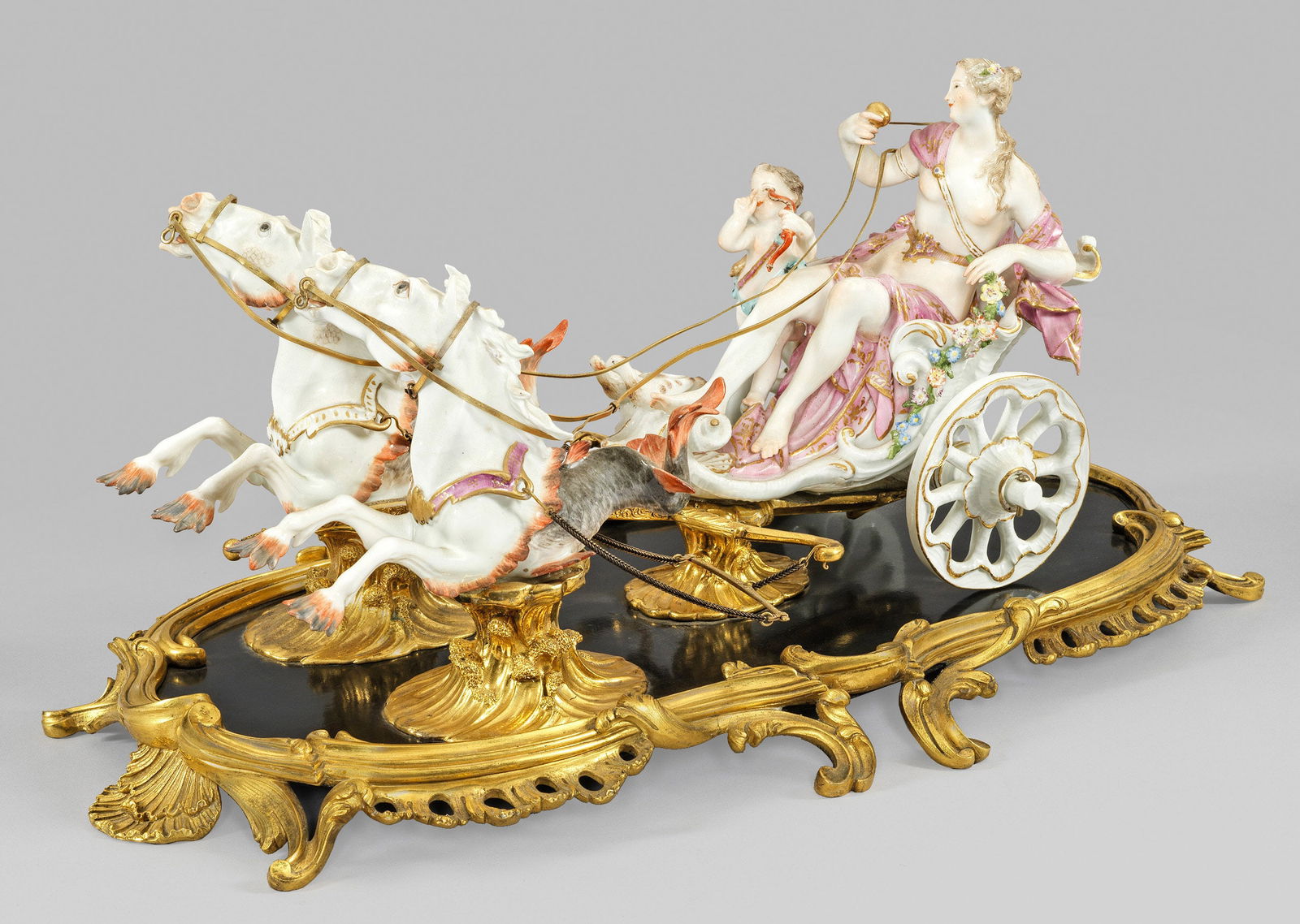 Tafelaufsatz "Triumph der Venus" von Meissen (1 of 2)