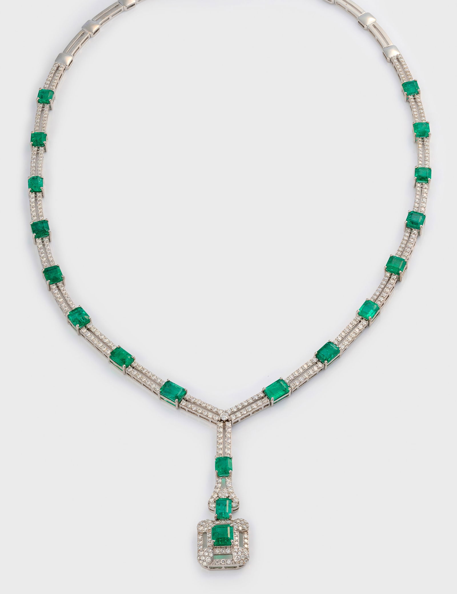 Hochfeines Sambia-Smaragd-Brillant-Collier (1 of 1)
