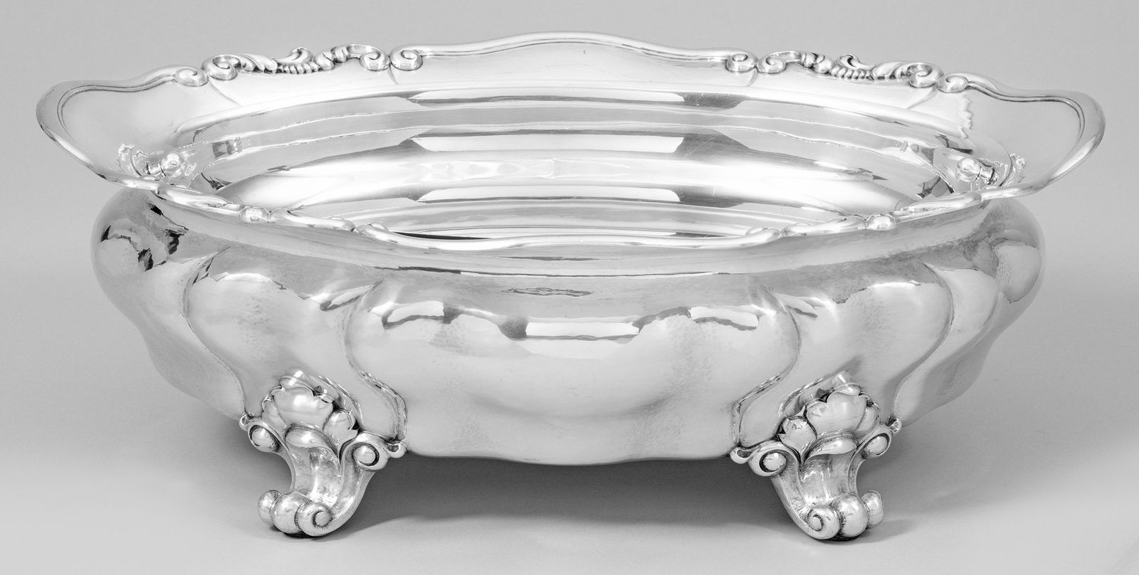 Prachtvoller Champagnerkühler (1 of 1)