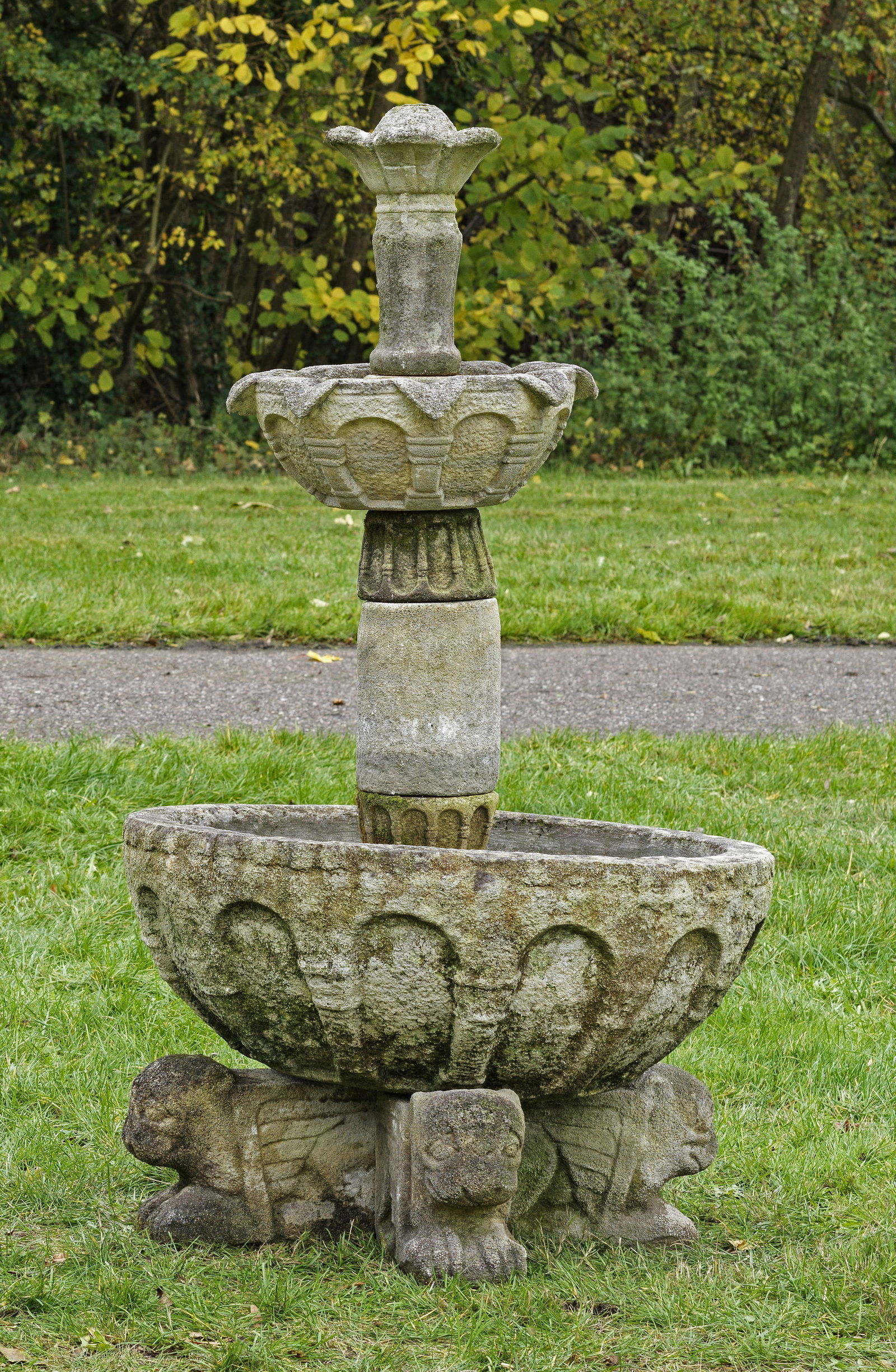 Gartenbrunnen (1 of 1)