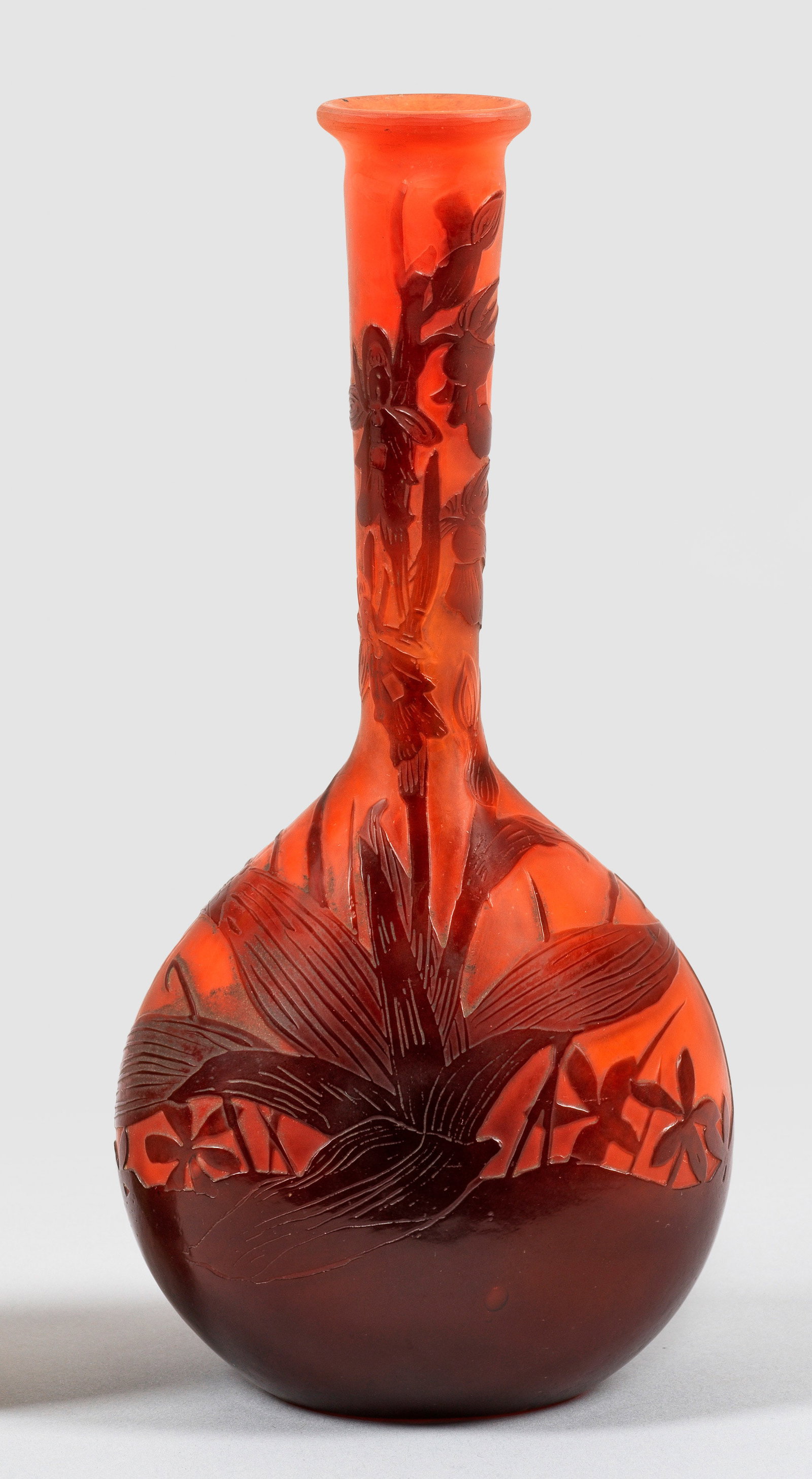 Solifleur-Vase mit Orchideen-Dekor von Gallé (1 of 1)