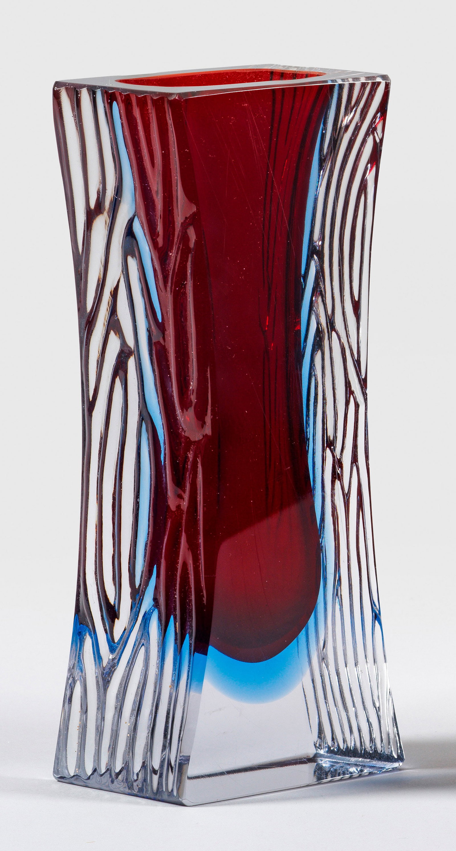 "Sommerso"-Vase mit Rindenrelief-Dekor von Mandruzzato (1 of 1)