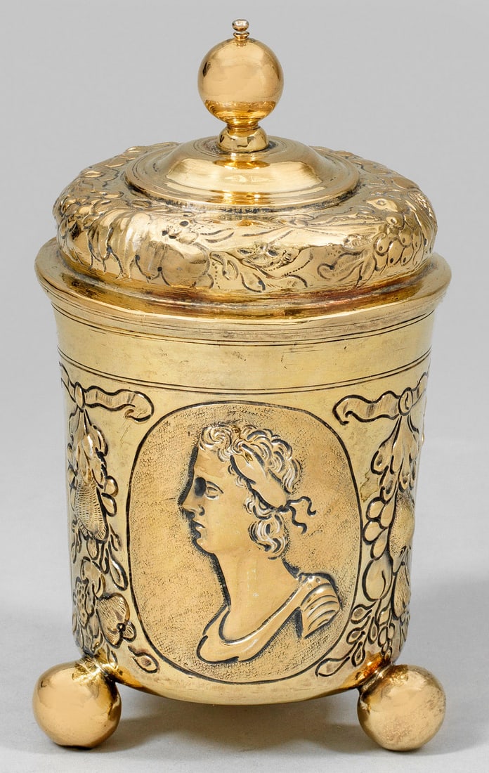 Barocker Kugelfuß-Deckelbecher (1 of 2)