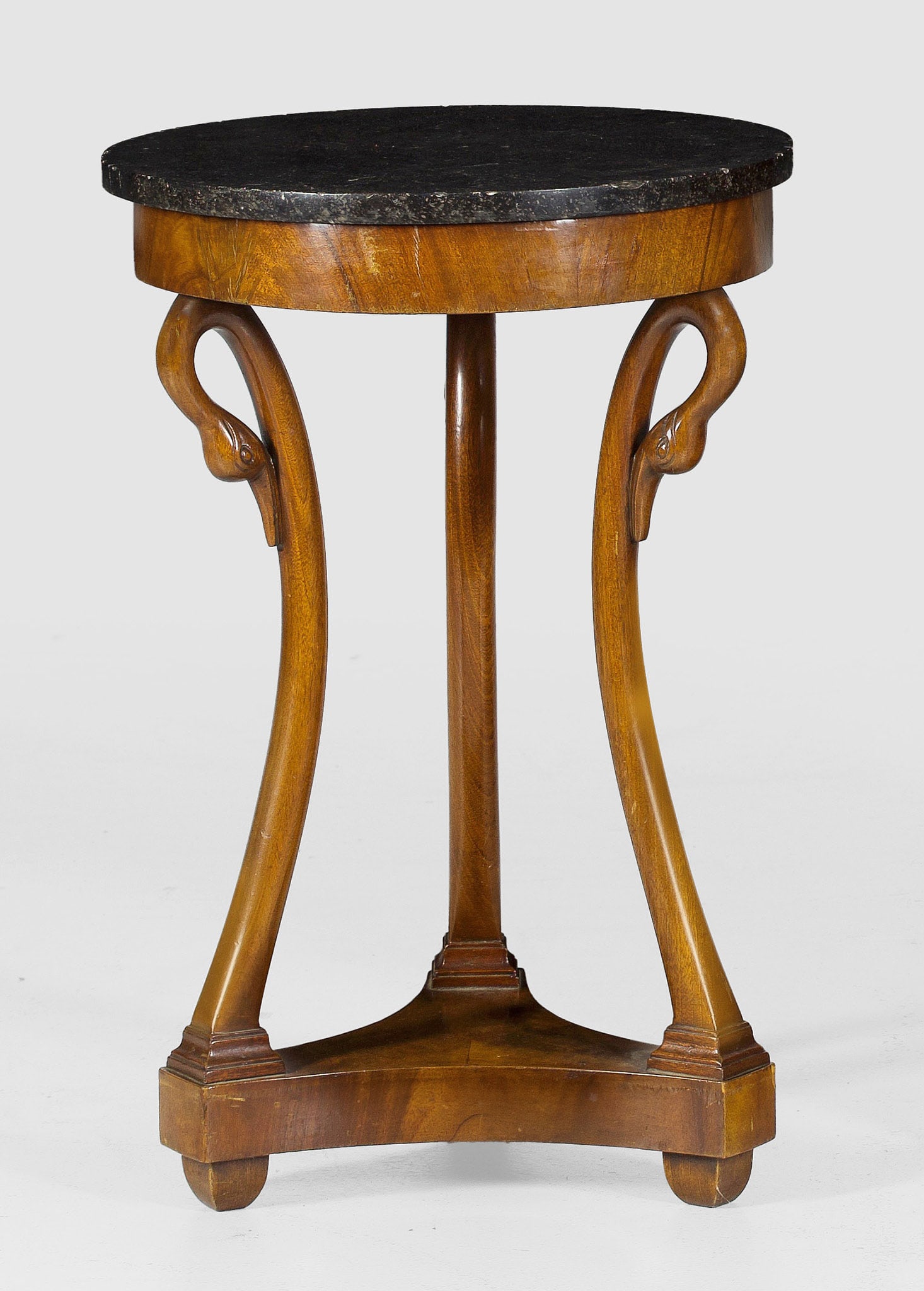 Kleines Charles X-Gueridon (1 of 1)